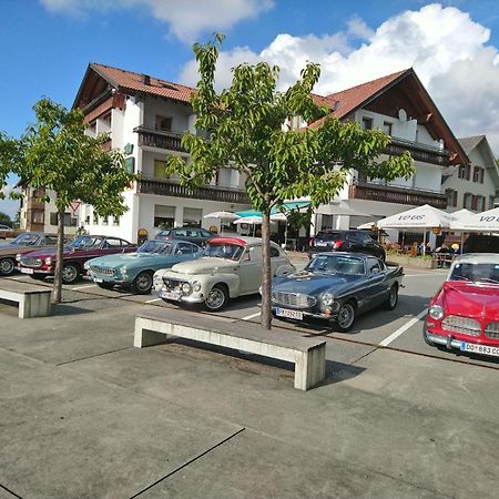 Gasthaus Krone Ubersaxen 外观 照片