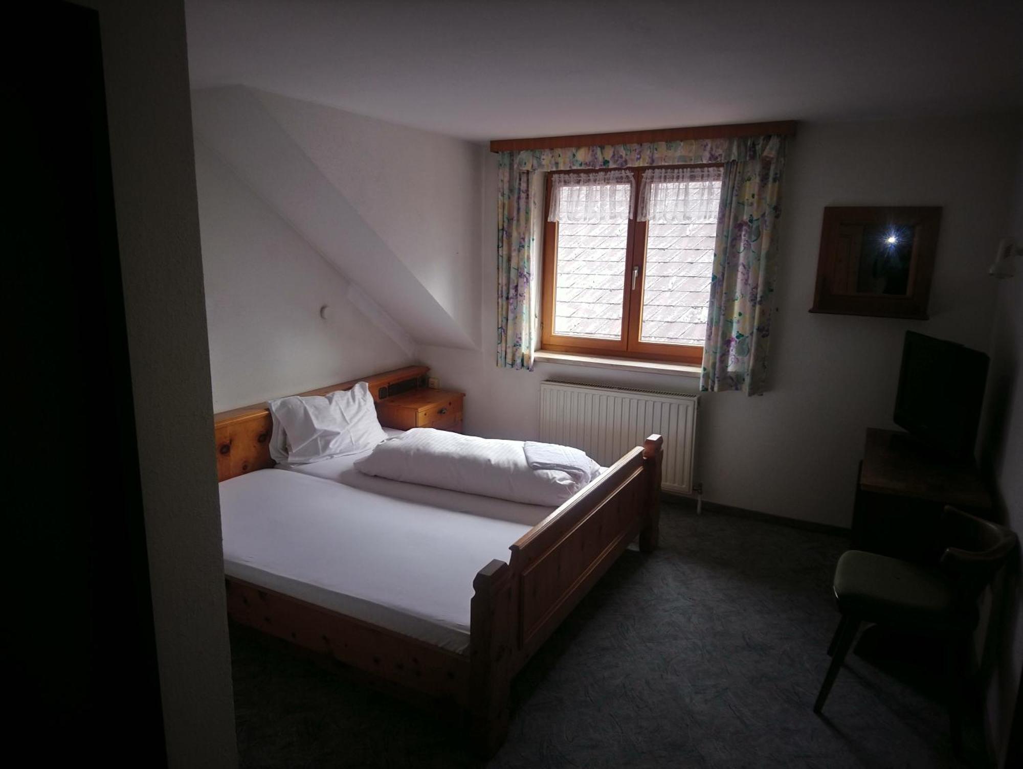 Gasthaus Krone Ubersaxen 客房 照片