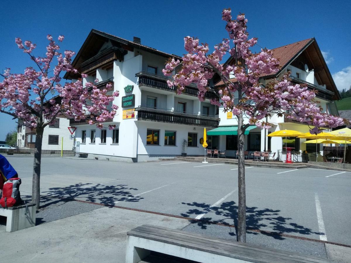 Gasthaus Krone Ubersaxen 外观 照片